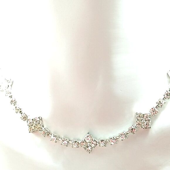 Crystal Rhinestone Choker Necklace Silver-tone Rhodium Plated - Picture 10 of 13